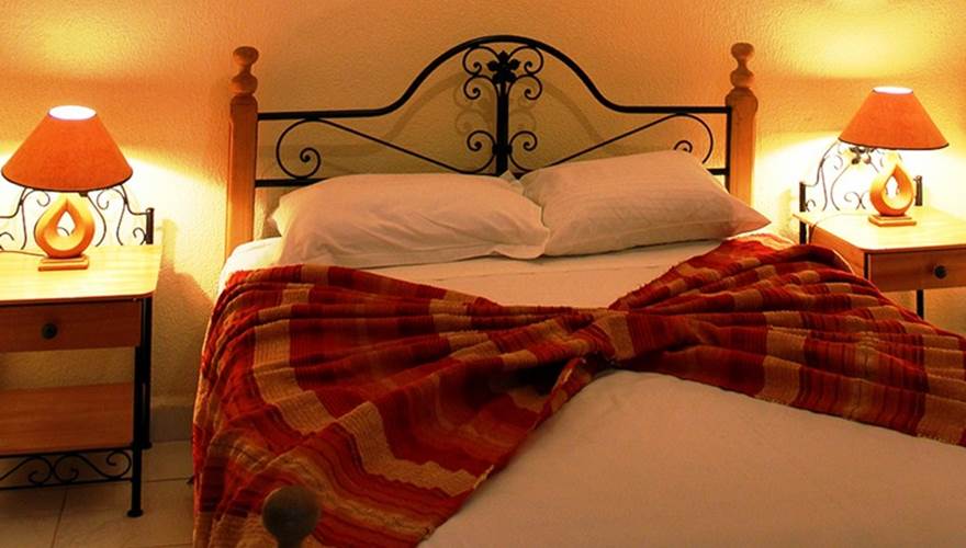 Palais-dar-ouladna-Suite-Hasna-lit-double