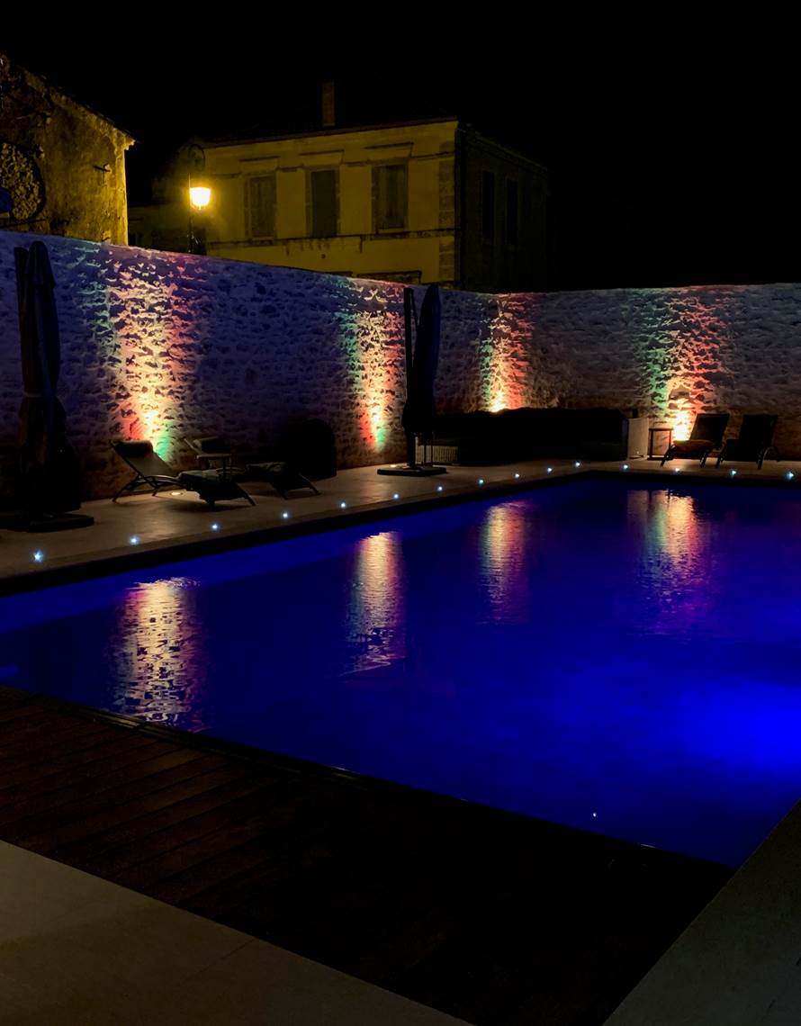 Le Mas de Somi la piscine-photo-contact