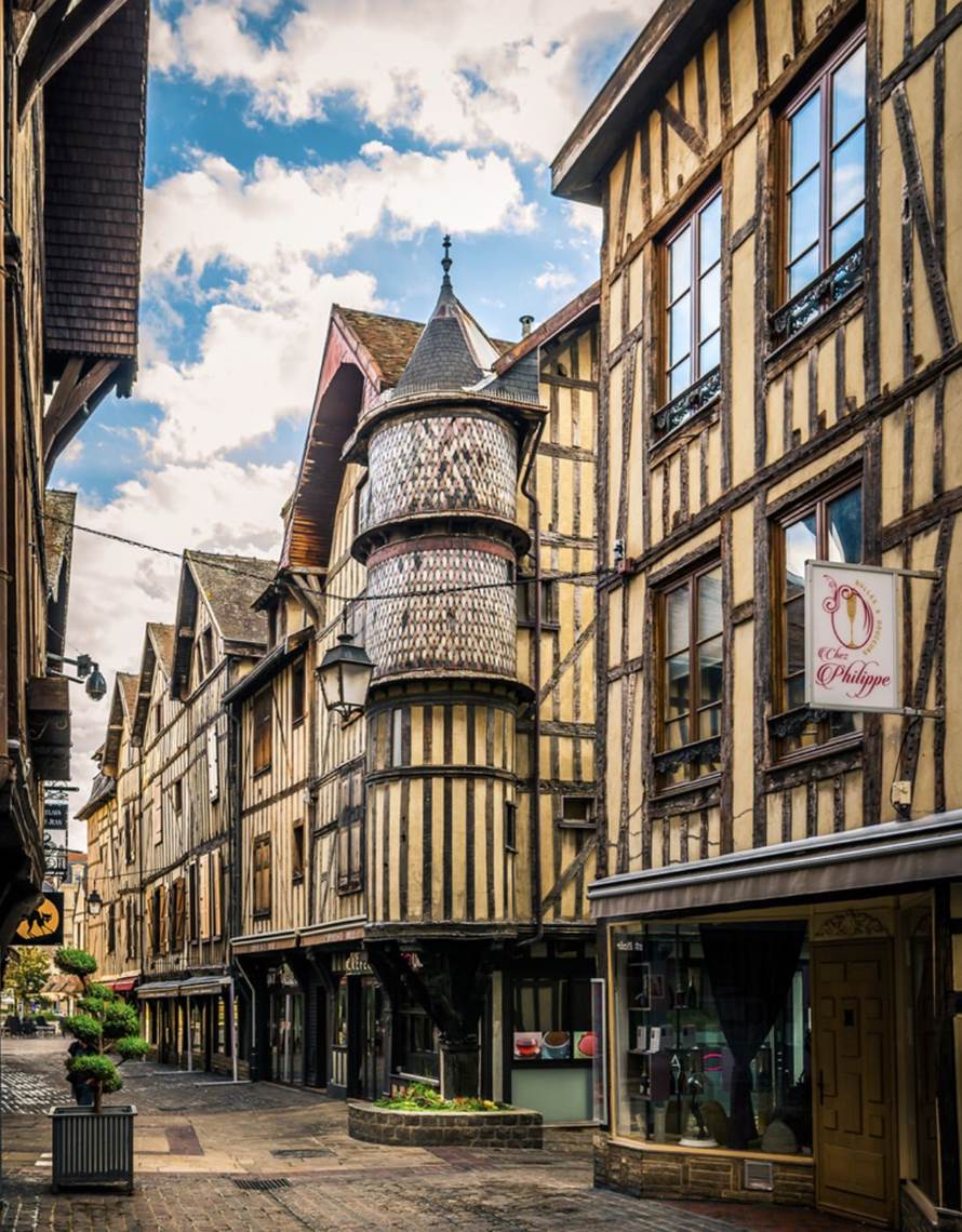 rues piétonnes de Troyes-photo-contact