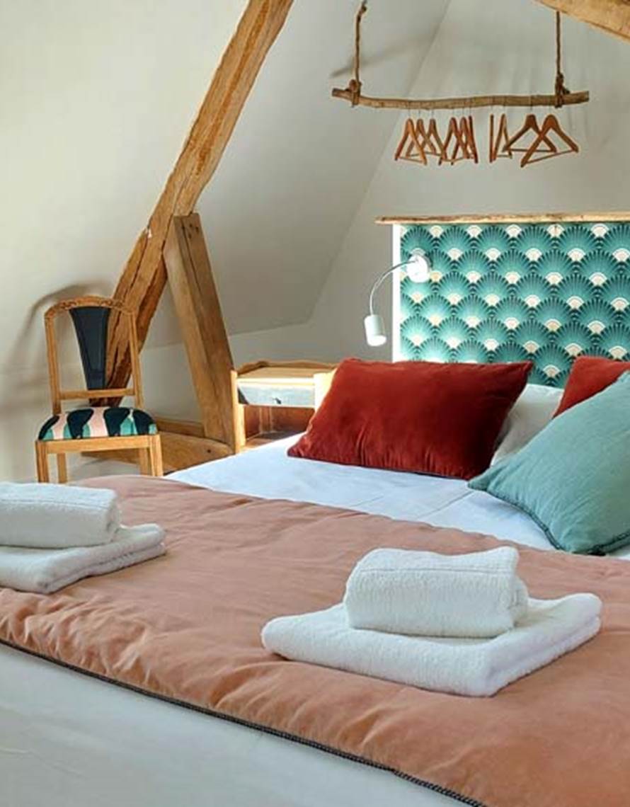 ClosSaintJoseph_Gite les Ecuries_Chambre parentale-photo-contact