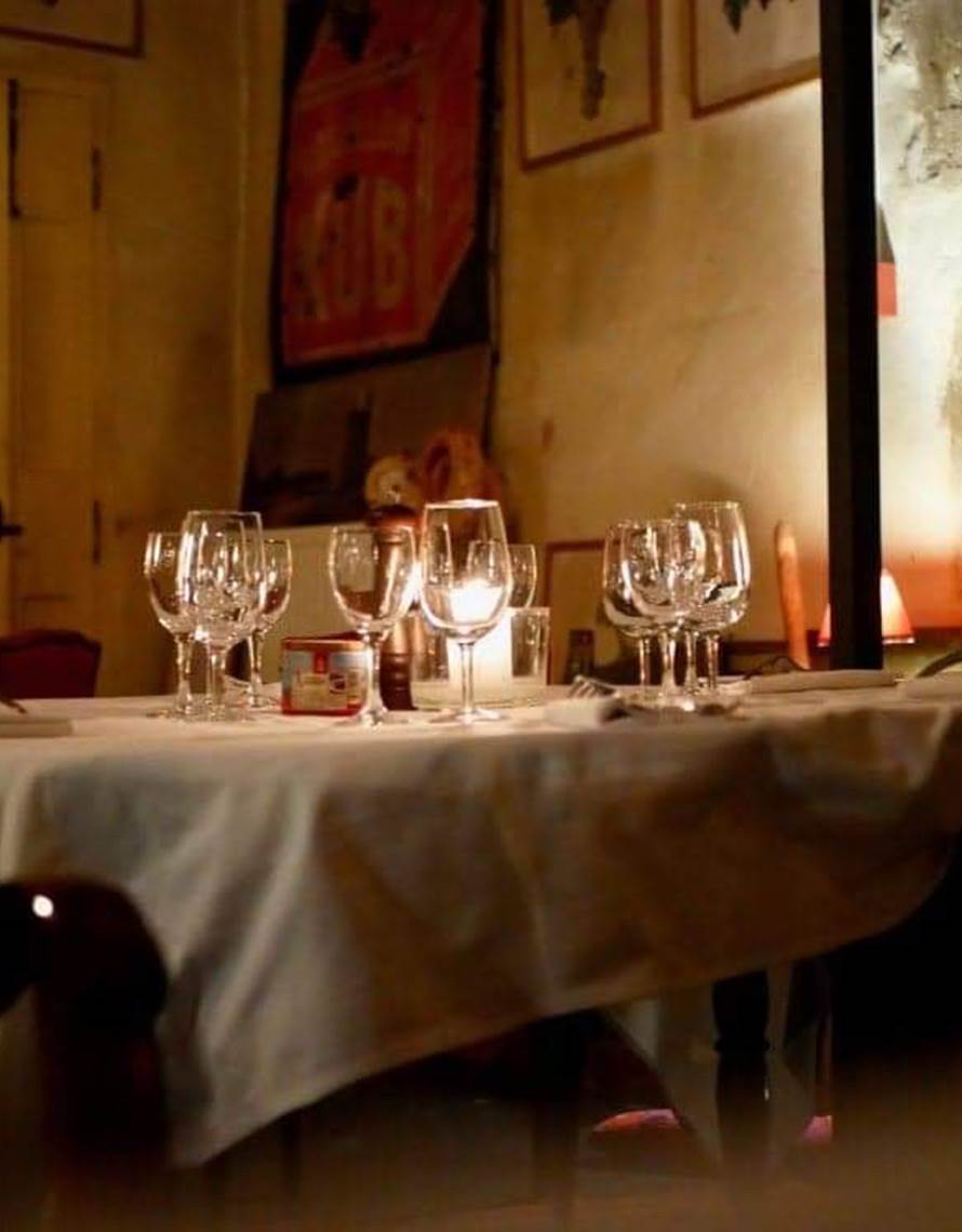 Salle de restauration-photo-contact
