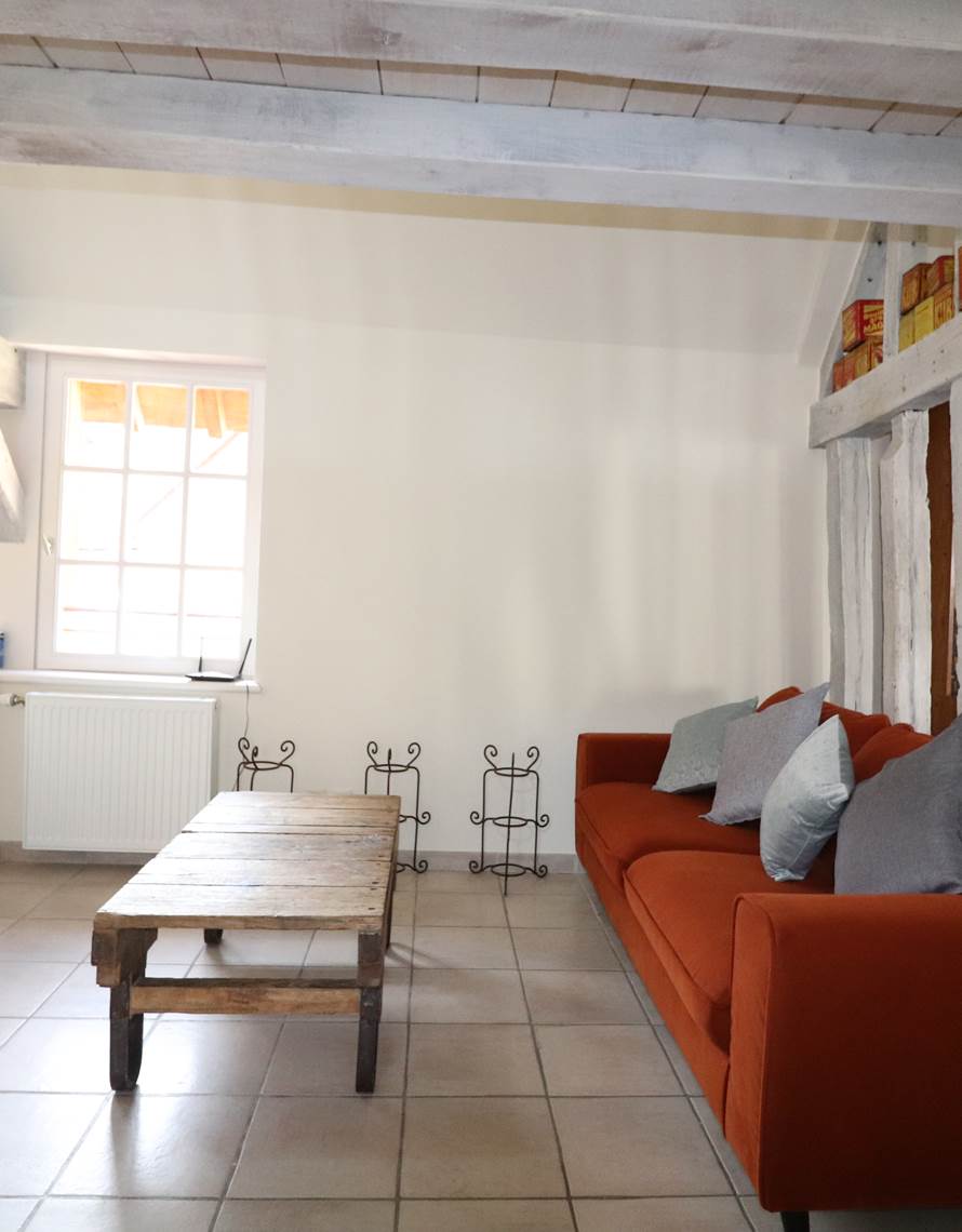 IMG_1883-1773328450464-photo-contact