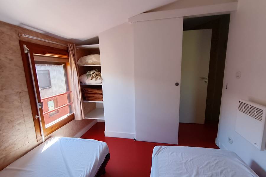 Chambre 2 lits simples