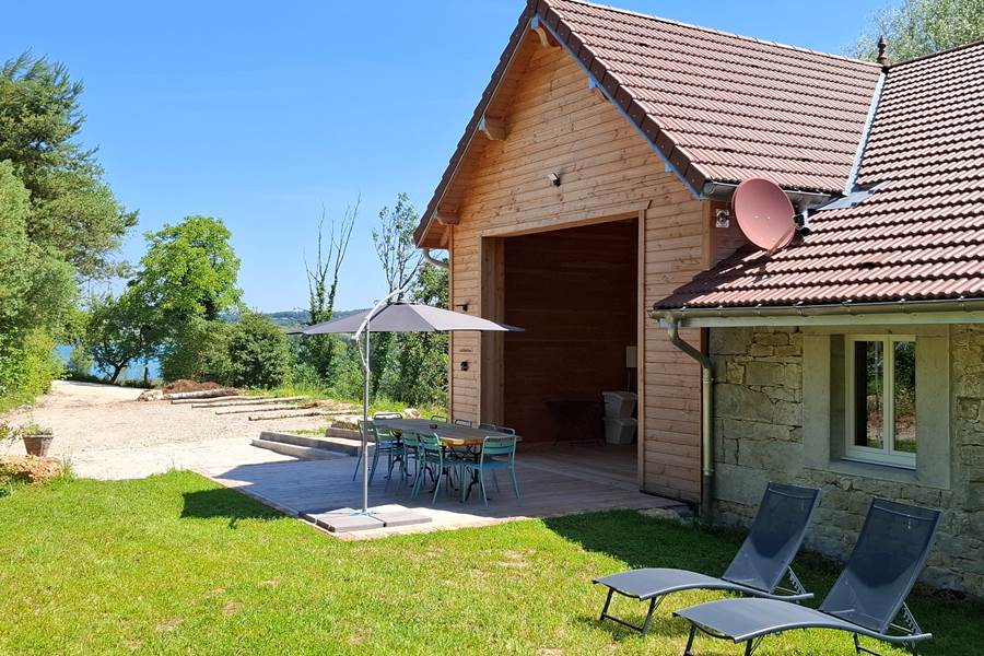 Terrasse équipée