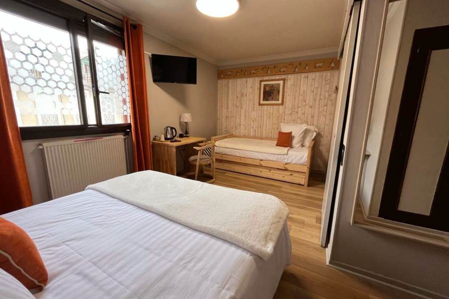Hotel Luchon St Mamet La Rencluse Pyrenees