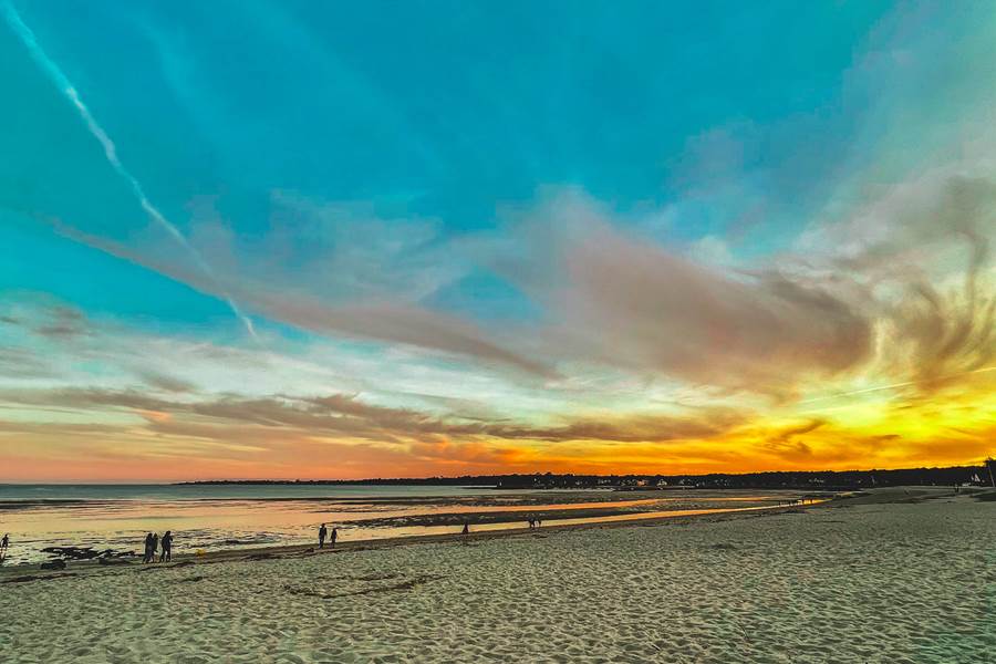 Lever de soleil sur la plage de Kerleven La Forêt-Fouesnant