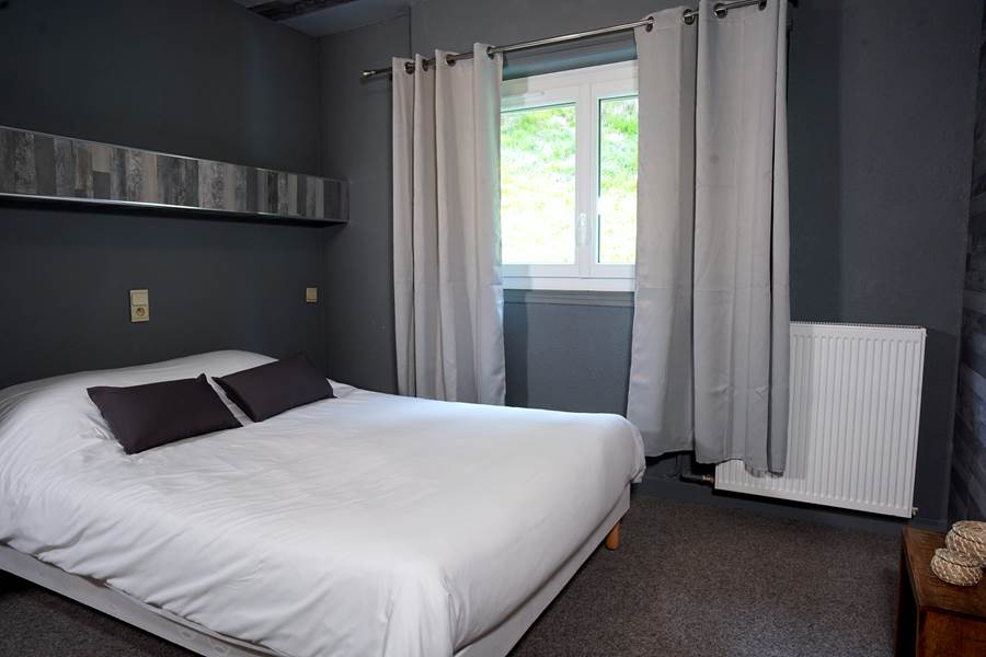 Chambre Le Vallon – Espiaube - Hôtel La Sapinière