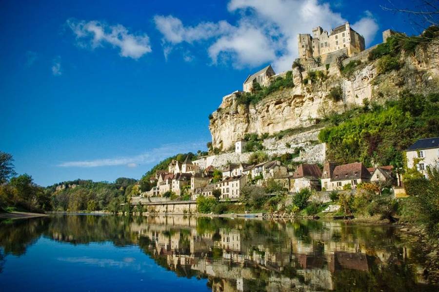 Location canoë dordogne Beynac