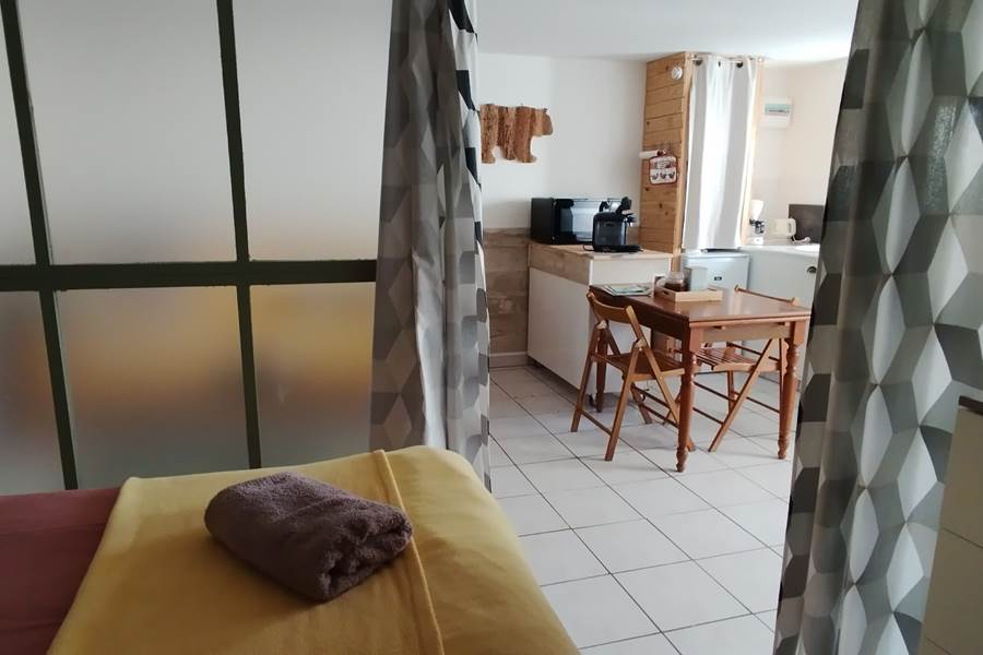 espace_nuit_cabane_gite_studio_hameau_des_deux_ailes