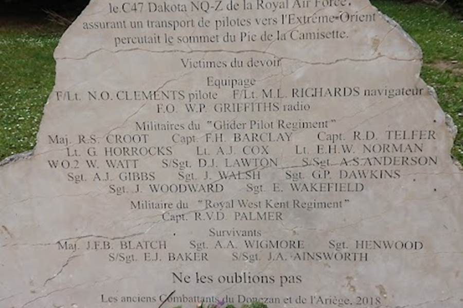 Stelle avion écrasé au pic de la camisette-photo-page