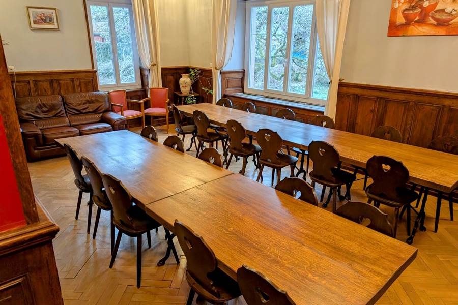 Gite-de-groupe-alsace-vosges-chalet-salle-a-manger-2
