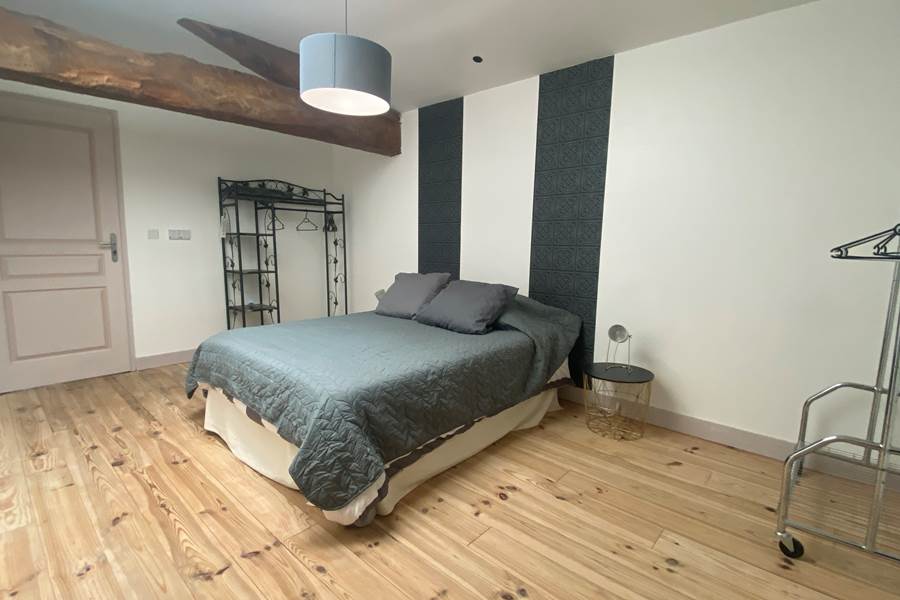 chambre-20m2-2-personnes-gite-hibou-le-fleix