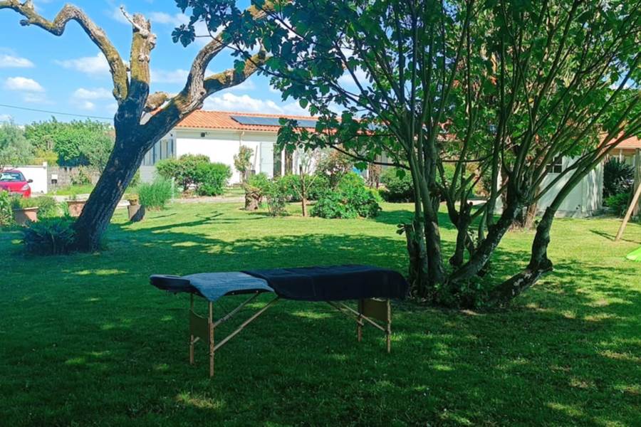 Massage en plein air à la belle saison