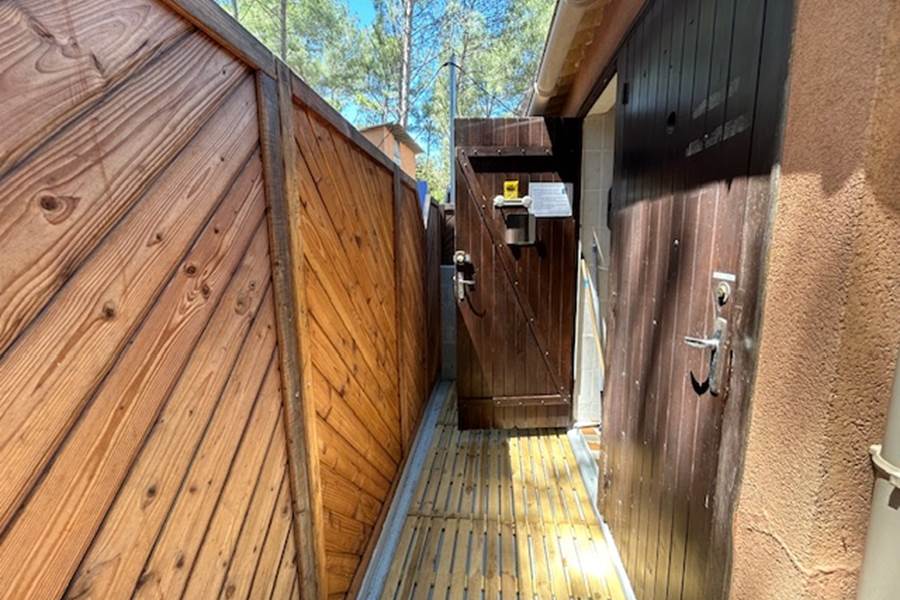 Accès aux douches-photo-page