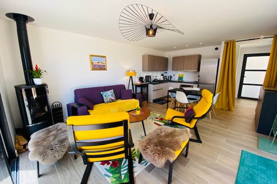 Coin salon chaleureux-photo-page