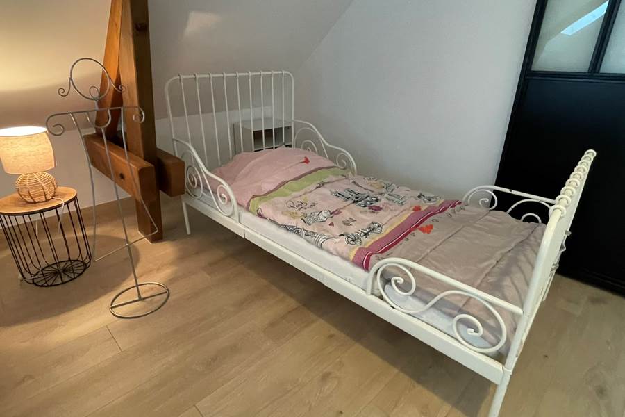 Chambre famille, 1er étage, lit enfant