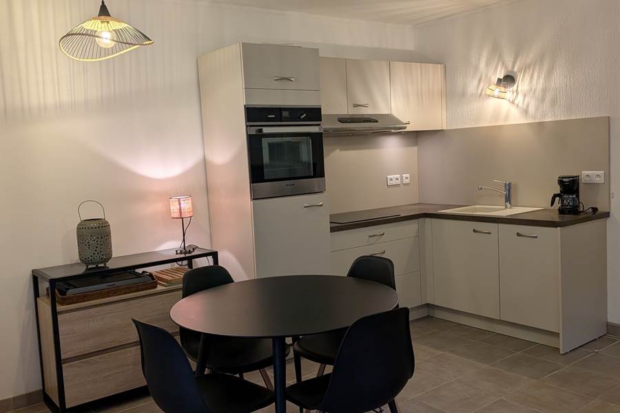 villa-lavande-cuisine-repas