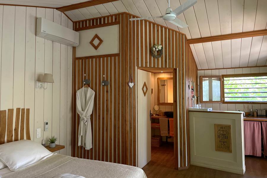 Chambre & Cuisine & Salle d'eau - Cabane EPICEA