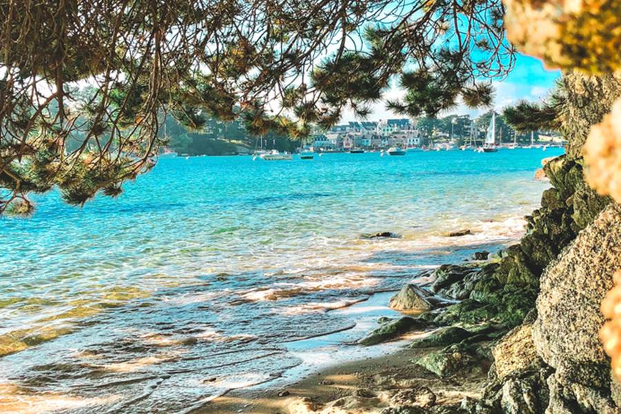 Vue sur l'Odet et le port de Sainte-Marine depuis la plage du Coq Bénodet