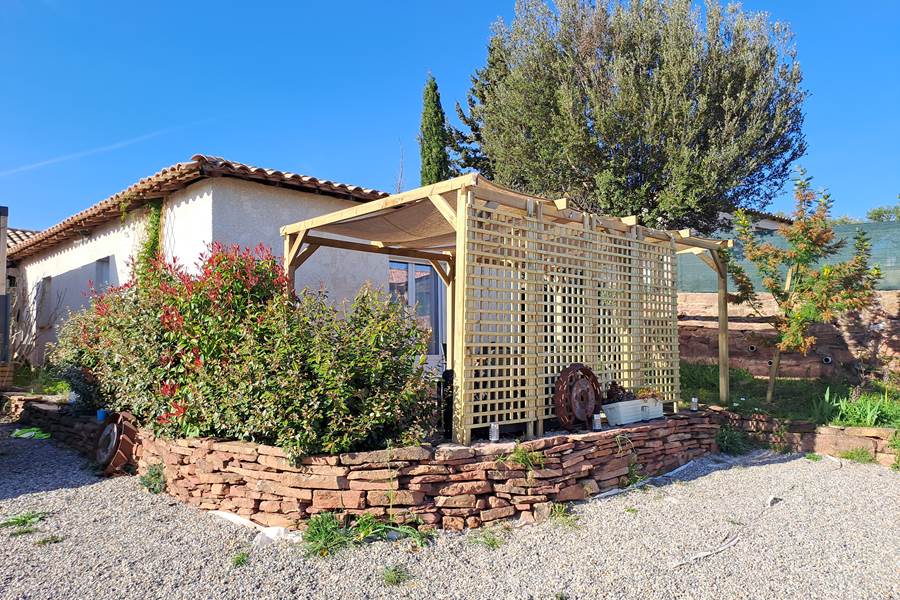 Le rossignol des murailles-Accès gite/ Terrasse