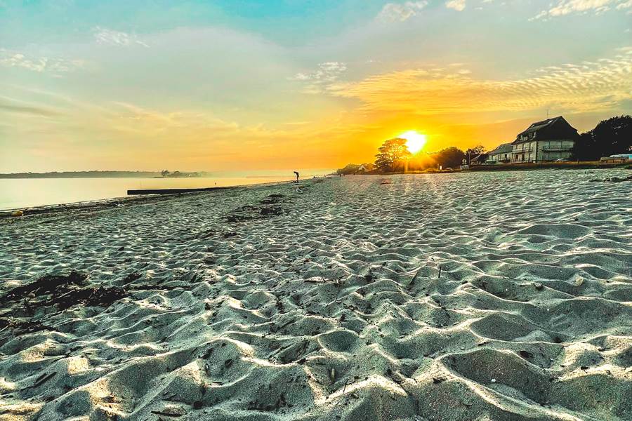 Coucher de soleil sur la plage de Kerleven La Forêt-Fouesnant