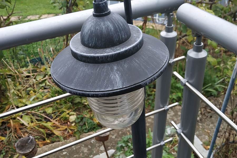 La lampe sur la terrasse pour les soirs d'été