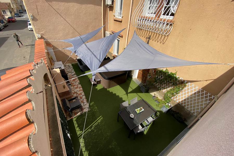 PATIO VU DU SOLARIUM