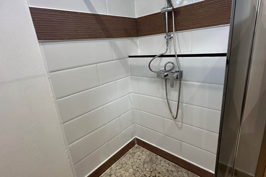 Douche à l'italienne