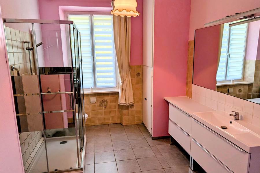 Gite-de-groupe-alsace-vosges-chalet-salle de bain 1er etage 1
