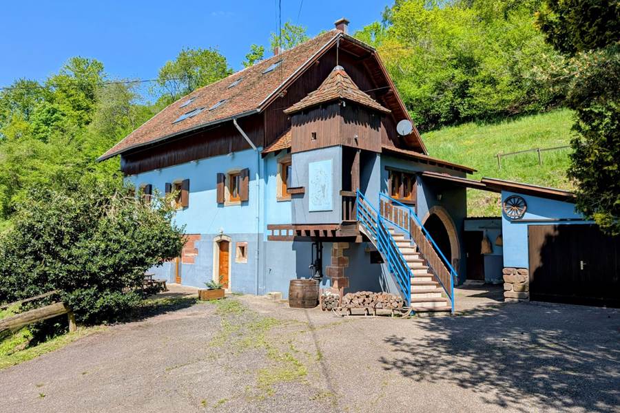 Gite-de-groupe-alsace-vosges-chalet-facade-gite-du-loup