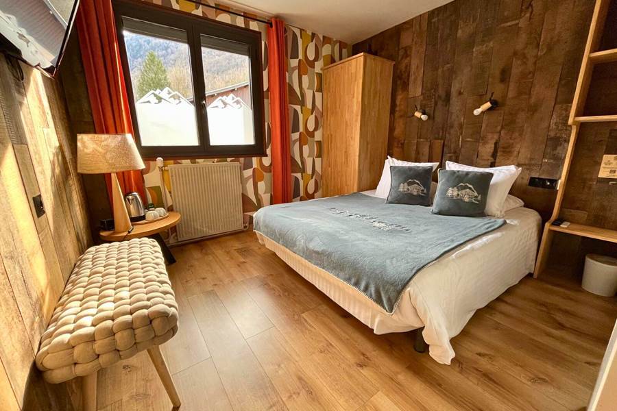 Hotel Bagnères de Luchon St Mamet Pyrénées La Rencluse