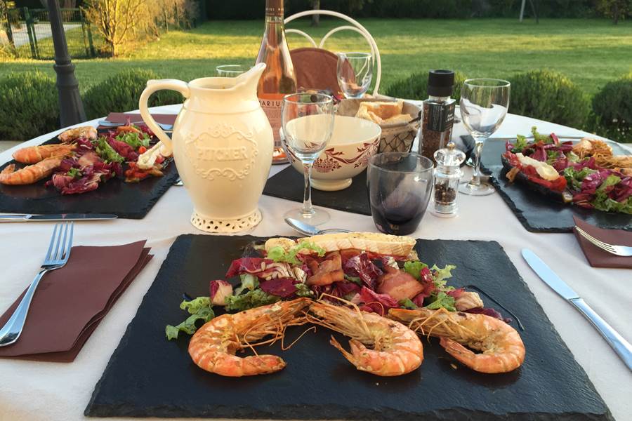 Déjeuner en terrasse