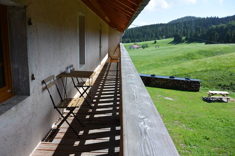 Gîte Tré le grenier - charmant gîte - Gîte le Haut - pour 2 personnes - balcon