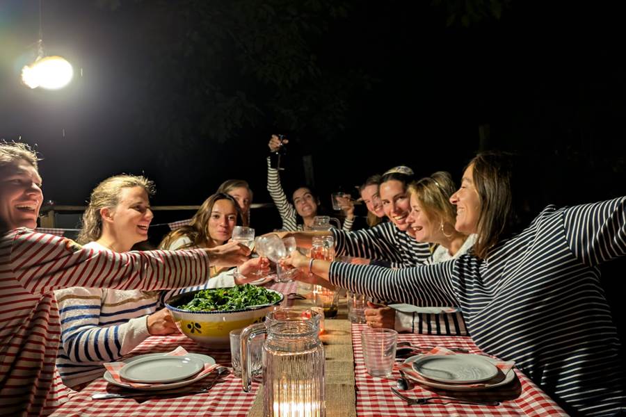 Convivialité terrasse Casastelle