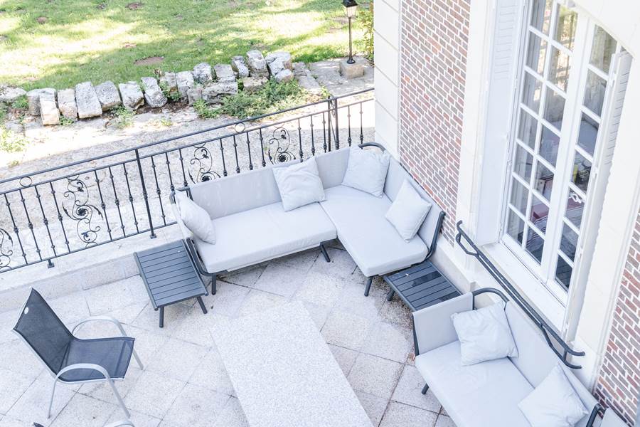 laurent-souday-studio-corporate-chateau-davesne-56 (1) (1)