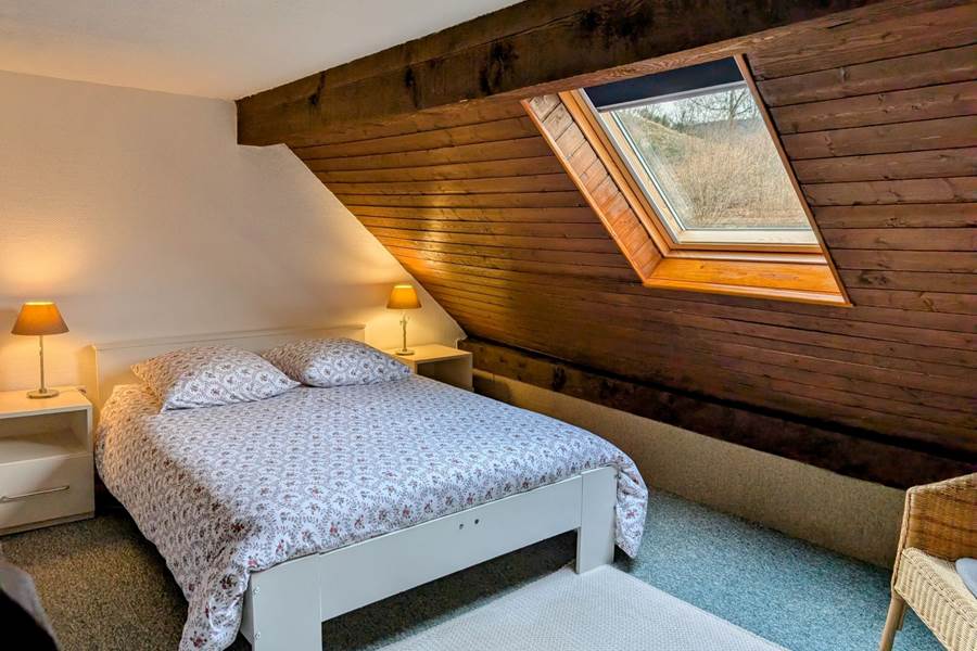 Gite-de-groupe-alsace-vosges-chalet-chambre-une-lit double