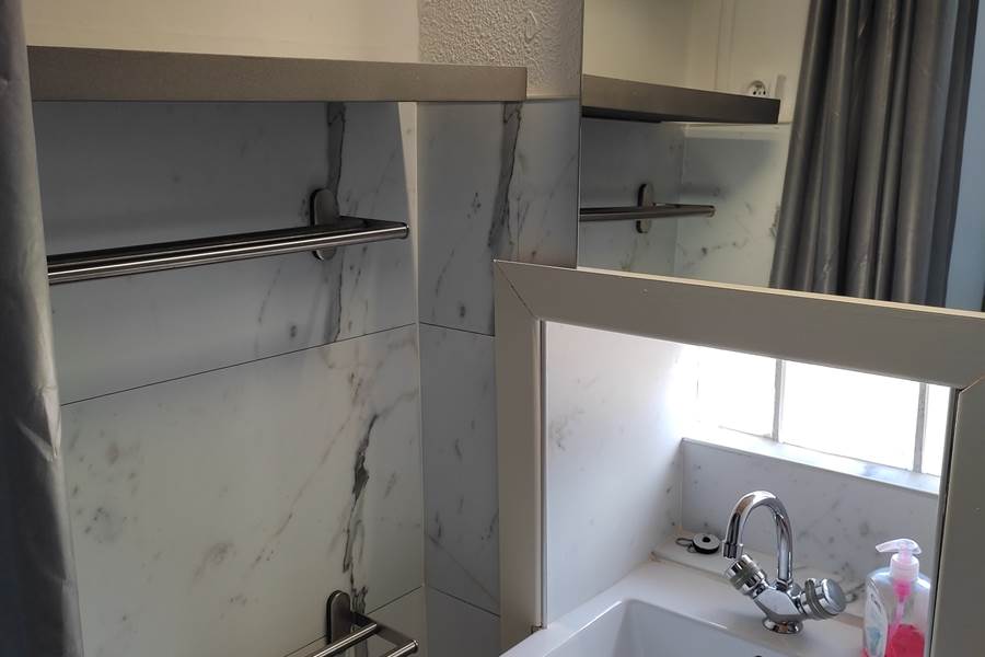 Chambre 9 lavabo.