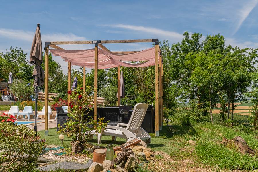 vue sur le salon jardin