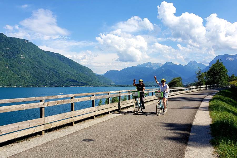 Tour du lac d'Annecy en VAE