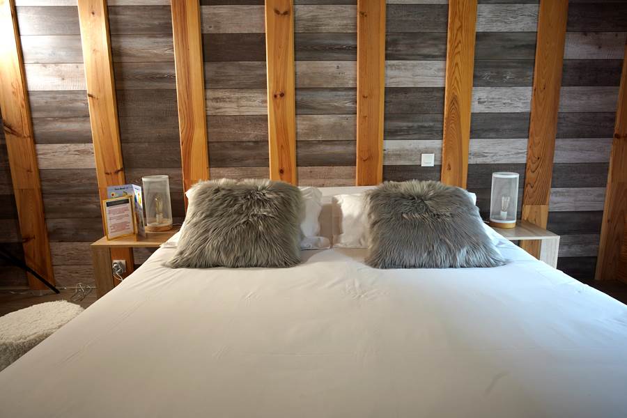 Bois et lumière – atmosphère alpine chic