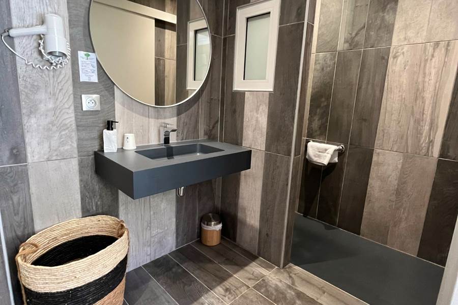 Hotel Bagnères de Luchon St Mamet Pyrénées La Rencluse