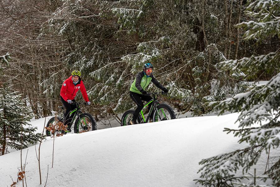 VTT sur neige au départ du village tipi du revard