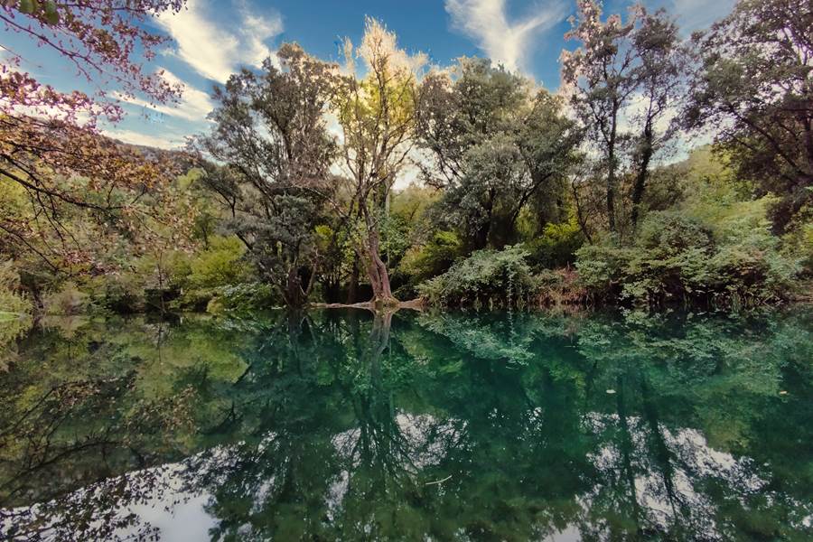 gite-avec-piscine-riviere-herault