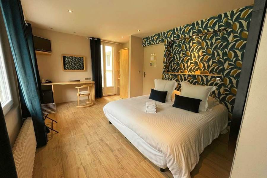Hotel Bagnères de Luchon St Mamet Pyrénées La Rencluse