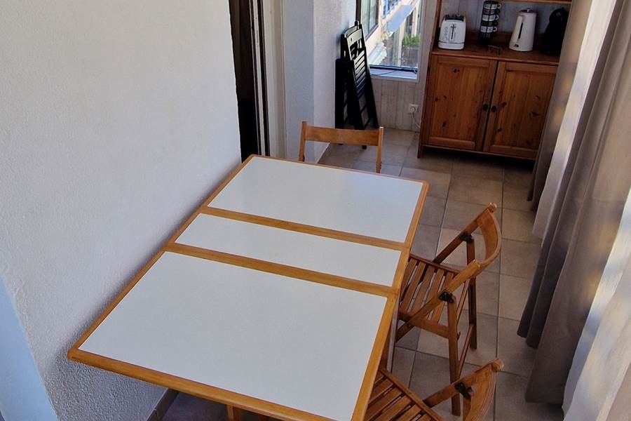 Loggia table à manger