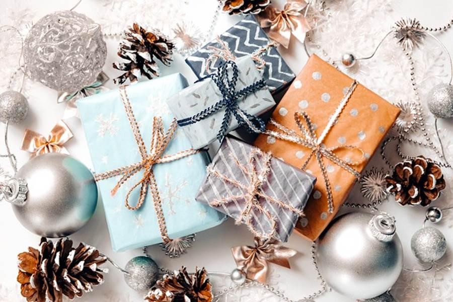 gifts-5815004_640.jpg