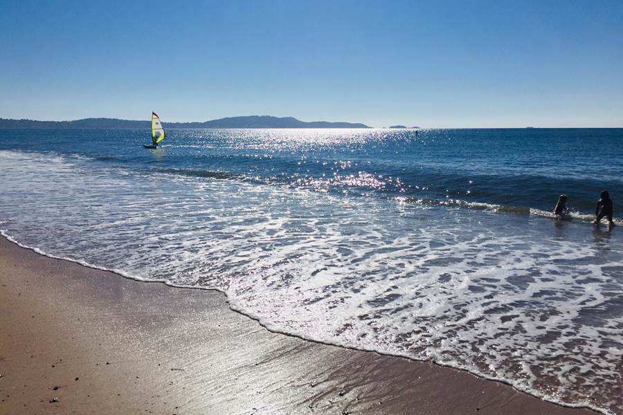 HYERES Plage de l'Almanarre 6 km de sable fin