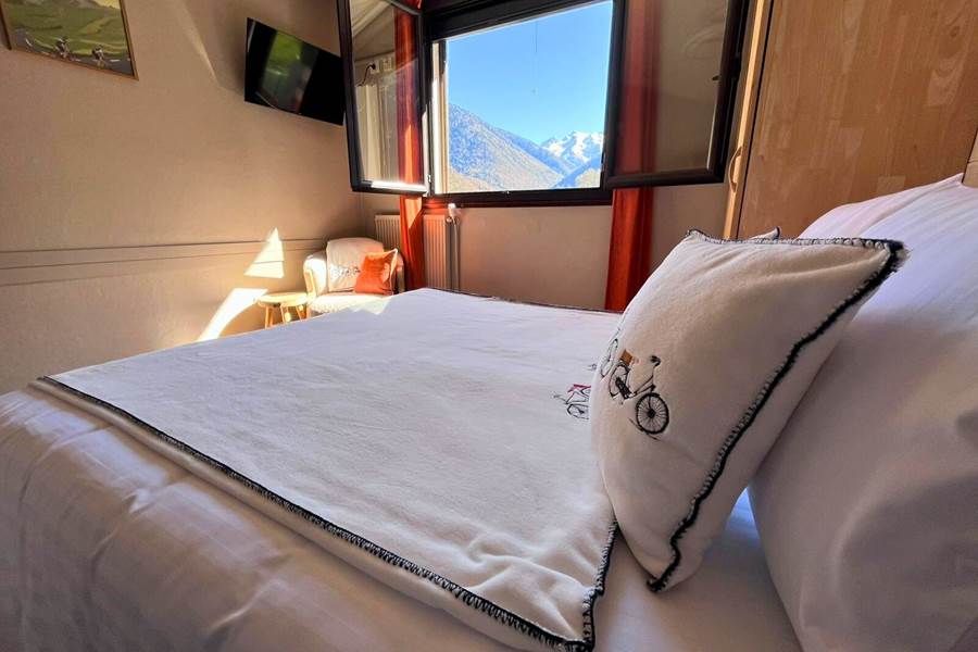 Hotel Luchon St Mamet La Rencluse Pyrenees