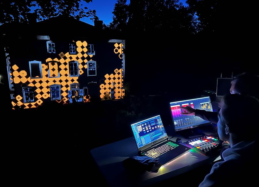 Sons et Lumières à la Manufacture Royale de Bains