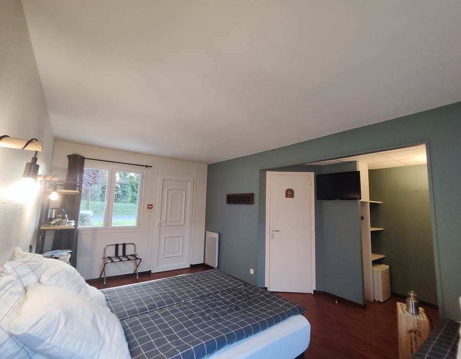 le-sherman-chambres-colleville-sur-mer-television-confortable-parking-privé-bien-équipée-séjour-inoubliable